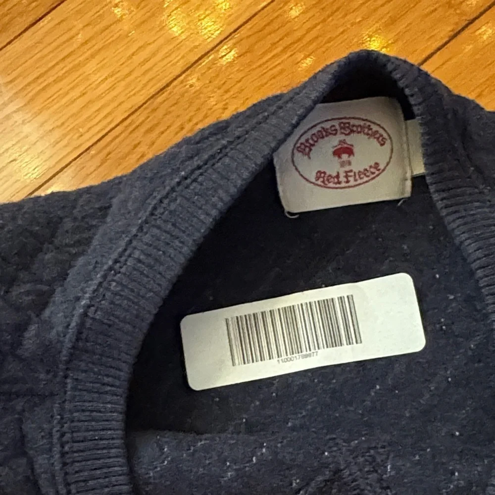 Brooks Brothers Men's Dark Blue Quilted Crewneck Sweatshirt - Picture 3 of 8